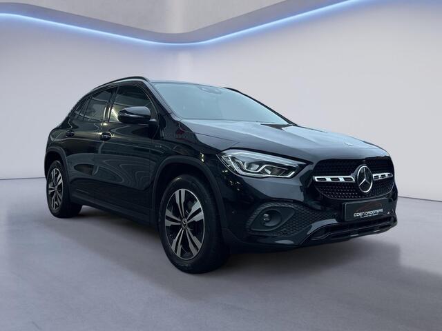 Mercedes-Benz GLA-KLASSE 250 e Business Solution Luxury Limited /Apple & Android carplay/360° camera/Panoramadak/Elektr. stoel +mem/Stoelverwarming/Elektr. trekhaak/ (MET GARANTIE*)