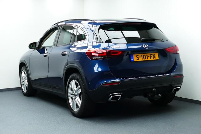 Mercedes-Benz GLA-KLASSE 200 165pk Luxury Line. 360 Camera, Carplay/Android, Elek Klep, Sfeerverlichting, Haak 1800kg