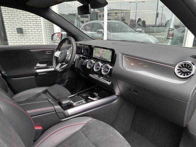 Mercedes-Benz GLA-KLASSE 250 e AMG Line