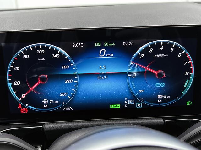 Mercedes-Benz GLA-KLASSE 250e AMG-line | Trekhaak af fabriek | Parkeerpakket met achteruitrijcamera | Spiegelpakket | Dodehoek assistent | Inclusief 24 maanden MB Certified garantie voor Europa.