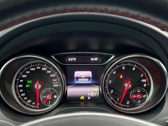 Mercedes-Benz GLA-KLASSE BWJ 2018 | 200 157PK Premium Plus AUTOMAAT | PANO DAK | CAMERA A | AMG-LINE | CLIMA | NAVI | STOELVERW | LEDER/ALCANTARA |