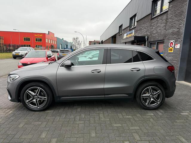 Mercedes-Benz GLA-KLASSE 250 e Business Solution AMG Limited | 2E EIGENAAR | 12MND GARANTIE | PANODAK | LED | DAB | SFEERVERLICHTING | MEMORY |