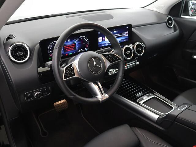 Mercedes-Benz GLA-KLASSE 250 e Business Line | Widscreen | Sfeerverlichting | Elektrische achterklep |