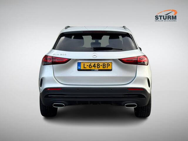 Mercedes-Benz GLA-KLASSE 200 AMG Line Edition incl. Trekhaak Afneembaar!