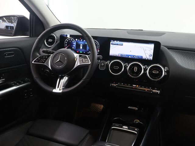 Mercedes-Benz GLA-KLASSE 250 e Luxury Line | Rij assistentiepakket | Winter pakket | Night pakket | 360 camera |