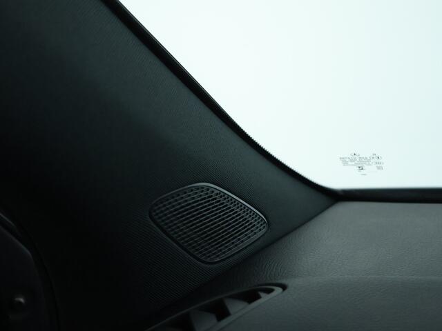 Mercedes-Benz GLA-KLASSE 250 e Star Edition AMG Line Inclusief 24 maanden Mercedes-Benz Certified garantie voor Europa.