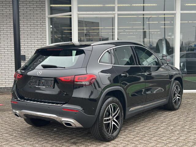 Mercedes-Benz GLA-KLASSE 250 e Luxury | Sfeerverlichting