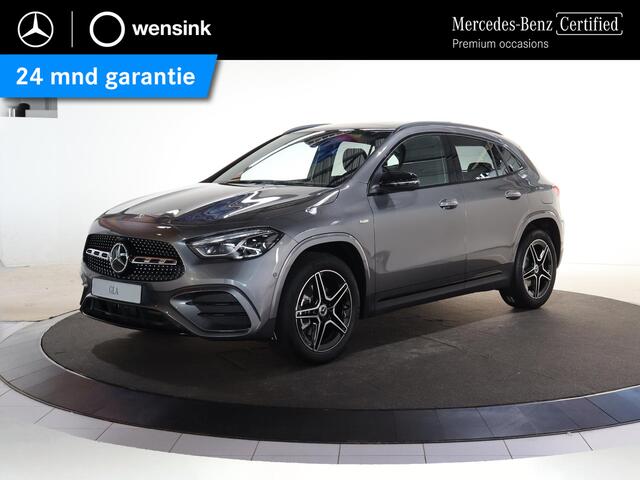Mercedes-Benz GLA-KLASSE 250 e Business Solution AMG | Trekhaak | Winterpack | Dodehoek detectie | Apple Carplay |