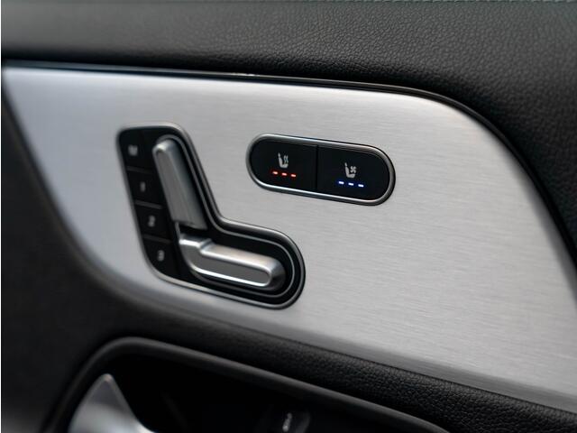 Mercedes-Benz GLA-KLASSE GLA 250 e AMG Line | NIGHT | Pano | Burmester | Magno