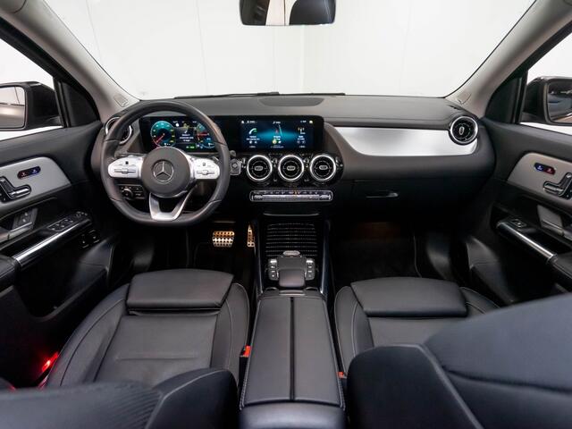 Mercedes-Benz GLA-KLASSE GLA 250 e AMG Line | NIGHT | Pano | Burmester | Magno