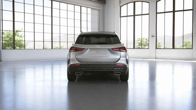 Mercedes-Benz GLA-KLASSE 180 AMG Line | 20" lichtmetalen velgen | Panoramadak | Night | Widescreen | Stoelverwarming |