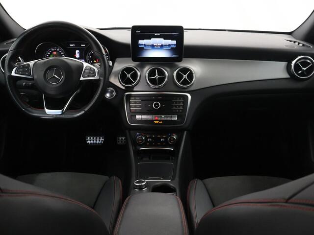 Mercedes-Benz GLA-KLASSE 180 Business Solution AMG Limited | Night | Stoelverwarming | Achteruitrijcamera | Keyless | 19" lichtmetalen velgen |