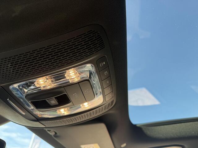 Mercedes-Benz GLA-KLASSE AMG 35 4MATIC AUTOMAAT| PANORAMADAK |NAVIGATIE | CAMERA | HEAD-UP DISPLAY |BURMEISTER AUDIO |DODE HOEK | ELECT STOELEN |CRUISECONTROL |PARKEERSENSOREN