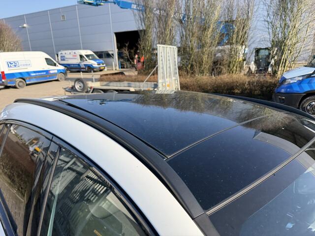 Mercedes-Benz GLA-KLASSE 250 e AMG Line Pano-Dak | Stoelverw. | Keyless | Night