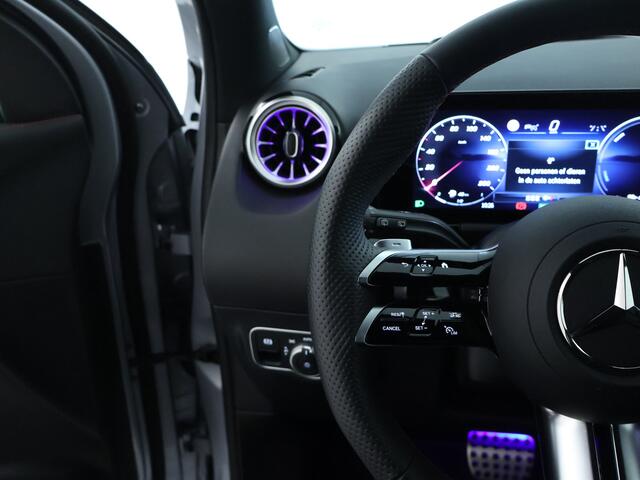 Mercedes-Benz GLA-KLASSE 250 e Star Edition AMG Line AMG | Achteruitrijcamera | Ledkoplampen | EASY-PACK achterklep | Distronic. Inclusief 24 maanden Mercedes-Benz Certified garantie voor Europa.