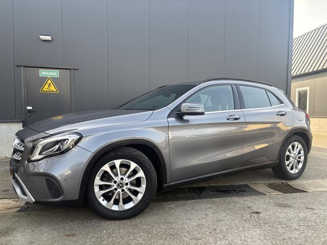 Mercedes-Benz GLA-KLASSE 180 Business Solution Limited