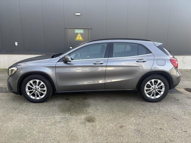 Mercedes-Benz GLA-KLASSE 180 Business Solution Limited