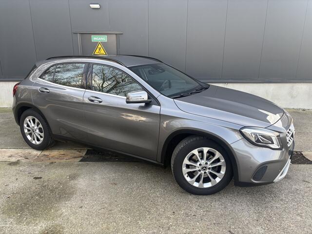 Mercedes-Benz GLA-KLASSE 180 Business Solution Limited