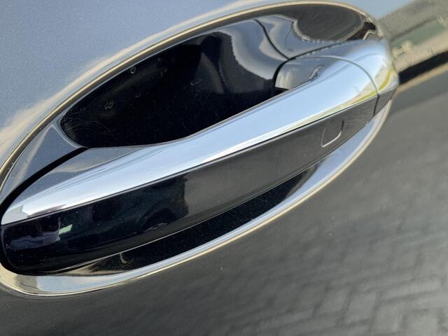 Mercedes-Benz GLA-KLASSE 180 Business Solution AMG PANO FABRIEKSGARANTIE