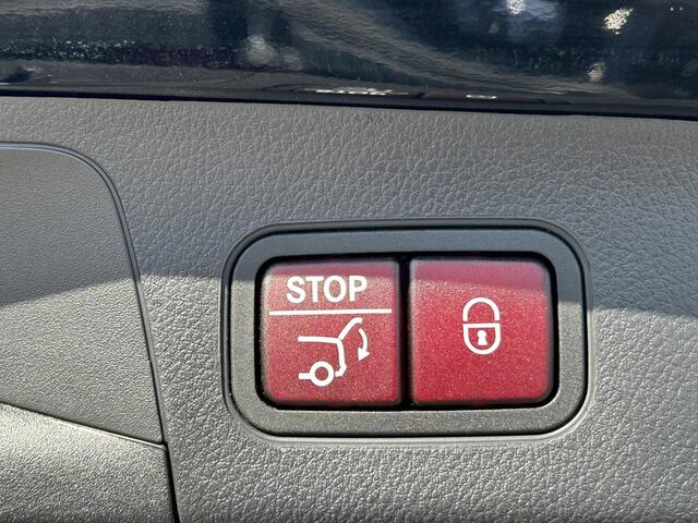 Mercedes-Benz GLA-KLASSE 250 e AMG Line | Panoramadak | Trekhaak |