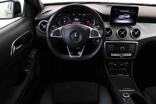 Mercedes-Benz GLA-KLASSE 180 BUSINESS SOLUTION AMG -PANO.DAK|NIGHT-PACK|CAMERA|KEYLESS|STOELVERWARMING|19"