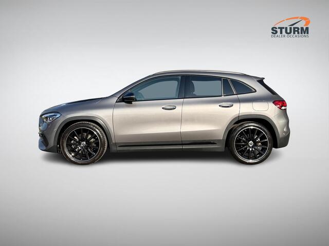 Mercedes-Benz GLA-KLASSE 180 AMG Line NL-Auto, Trekhaak Afneembaar NP. ¤60.500!