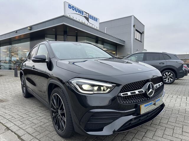 Mercedes-Benz GLA-KLASSE 250 e AMG Line Night Pano-Dak | Camera 360 | Dodehoek | Keyless