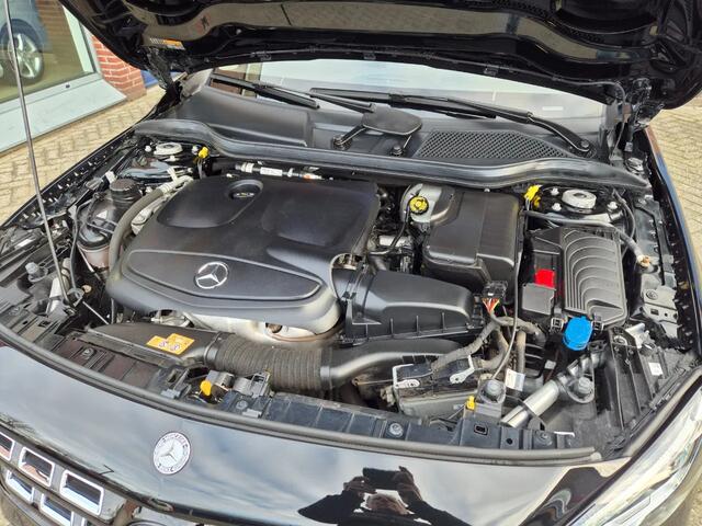 Mercedes-Benz GLA-KLASSE 180 AMG Night Edition PLus 175PK