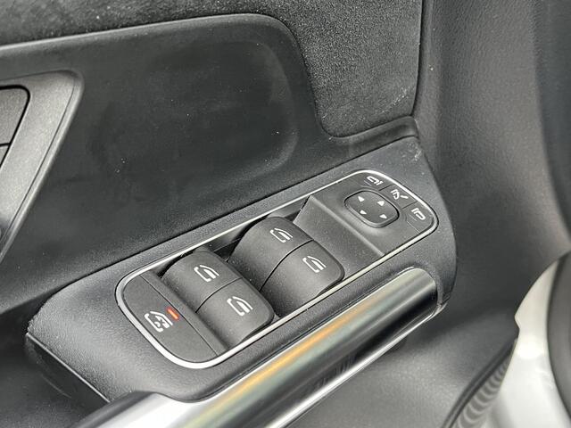 Mercedes-Benz GLA-KLASSE 250 e AMG Line