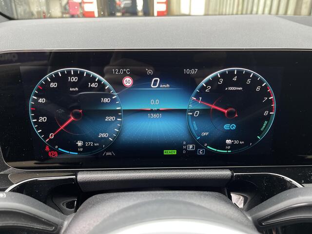 Mercedes-Benz GLA-KLASSE 250 e Progressive 18"/Trekhaak/Matrix LED/Leder/Dodehoek/360 camera/Stoelverwarming/Apple Carplay & Android