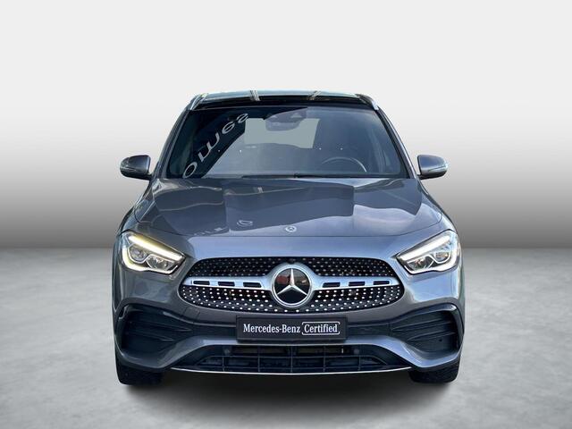 Mercedes-Benz GLA-KLASSE 250 e AMG | Rijassistentie+ | Panoramadak
