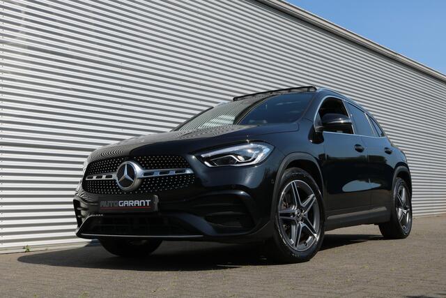 Mercedes-Benz GLA-KLASSE 250 4MATIC AMG Line (Panoramadak Sportleder Carplay Widescreen Camera M-Bux Full-Led 19InchAMG PrivacyGlass Pdc V+A)