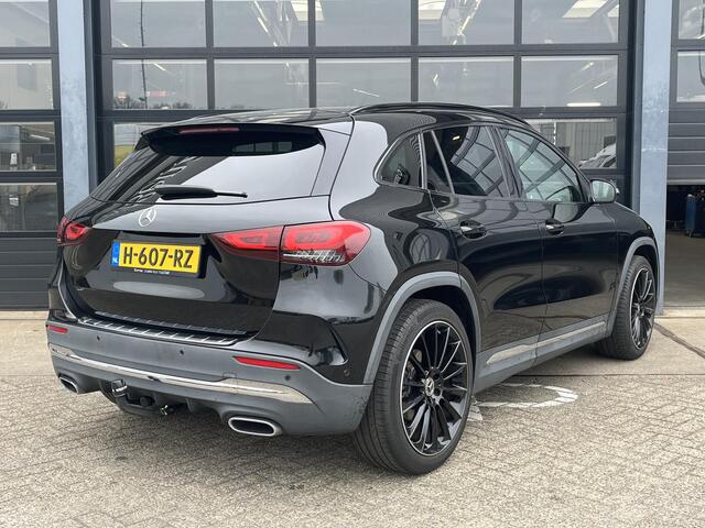 Mercedes-Benz GLA-KLASSE 200 AMG Line