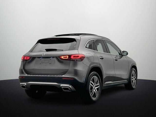 Mercedes-Benz GLA-KLASSE 250 e Progressive Pano|Ambilight|Stoelverw|18"| Widescreen|Parkeerpak|Matrix|Keyless|CarPlay