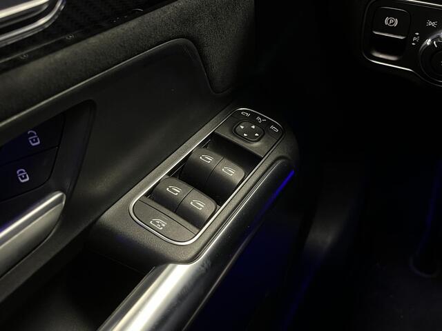 Mercedes-Benz GLA-KLASSE 200 Business Solution AMG | Trekhaak | Memory | Pano |