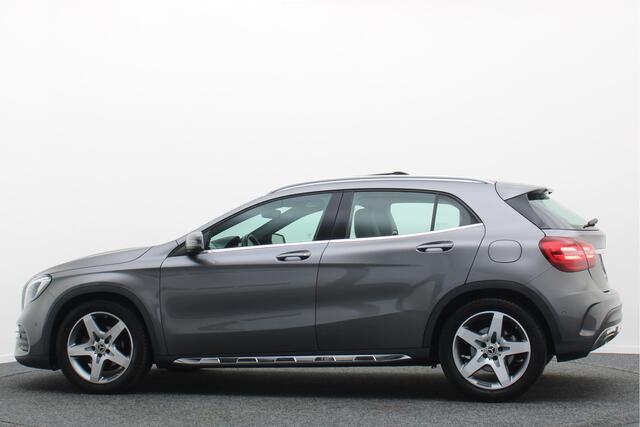 Mercedes-Benz GLA-KLASSE 200 Premium Plus AMG Panoramadak, Navigatie, Stoelverwarming, Cruise, 18"