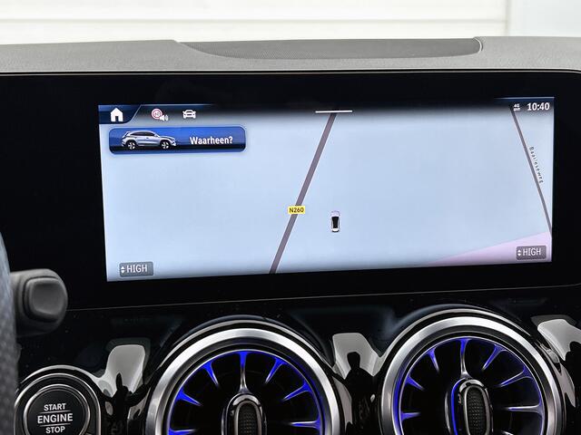 Mercedes-Benz GLA-KLASSE 180 Star Edition AMG Styling | NIght pakket | Trekhaak wegklapbaar | Sfeerverlichtin Inclusief 24 maanden MB Certified garantie voor Europa.