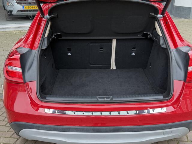 Mercedes-Benz GLA-KLASSE 200 Ambition