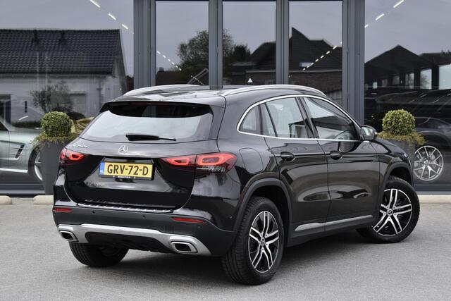 Mercedes-Benz GLA-KLASSE 250 e Luxury Line