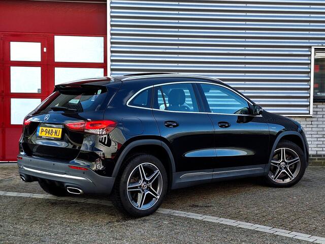 Mercedes-Benz GLA-KLASSE 250 e Business Solution AMG Limited | Panoramadak | Achteruitrijcamera | Memory pakket | Widescreen | Stoelverwarming | Elektrische achterklep | LED verlichting