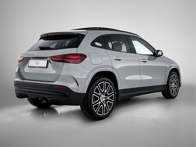 Mercedes-Benz GLA-KLASSE 250 e Business Solution AMG | Premium Plus | Nightpakket | GUARD 360 ° Plus | Burmester | Trekhaak | Panoramaschuifdak | MULTIBEAM LED | Sfeerverlichting |