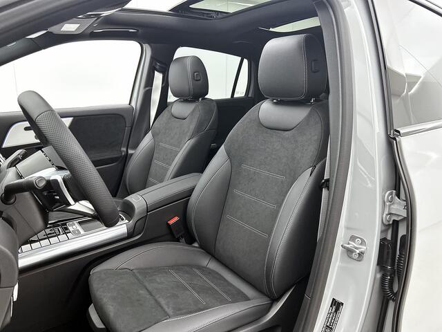 Mercedes-Benz GLA-KLASSE 250 e Business Solution AMG | Premium Plus | Nightpakket | GUARD 360 ° Plus | Burmester | Trekhaak | Panoramaschuifdak | MULTIBEAM LED | Sfeerverlichting |