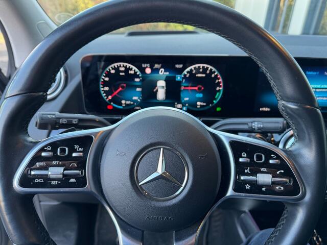 Mercedes-Benz GLA-KLASSE e EQ Headup, Trafic sign, Parkeerassist, 360-camera's, keyless, lane-assist, NIEUWSTAAT!