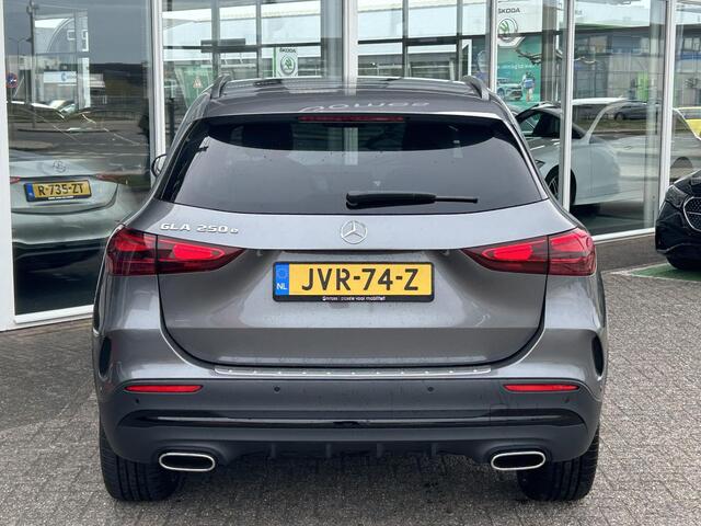 Mercedes-Benz GLA-KLASSE 250 e AMG | Panoramadak | Head-Up