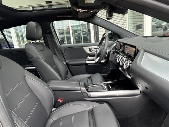 Mercedes-Benz GLA-KLASSE 250 e AMG | Panoramadak | Head-Up