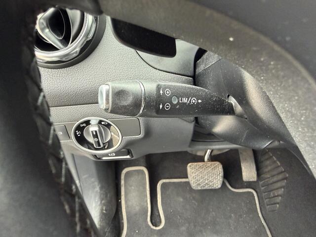 Mercedes-Benz GLA-KLASSE 200 Trekhaak l Automaat l stoel verwarming l Camera