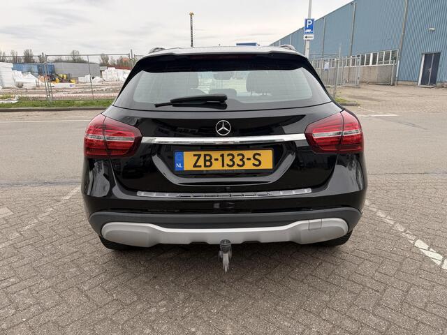 Mercedes-Benz GLA-KLASSE 200 Trekhaak l Automaat l stoel verwarming l Camera