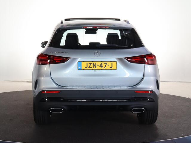 Mercedes-Benz GLA-KLASSE 250e Business Solution AMG | Premium Plus | Panoramaschuifdak | Trekhaak | Head-up | Burmester |