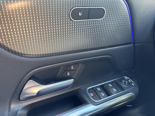 Mercedes-Benz GLA-KLASSE 250 e Progressive LED Wegklapbare trekhaak Stoelverwarming Achteruitrijcamera