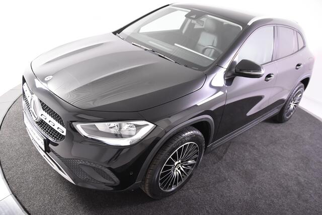 Mercedes-Benz GLA-KLASSE 180 *1ste Eigenaar*Leer*Park assist*Navigatie*